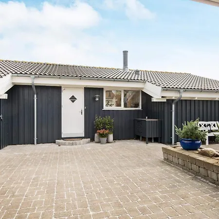 Holiday home 4 Star In
